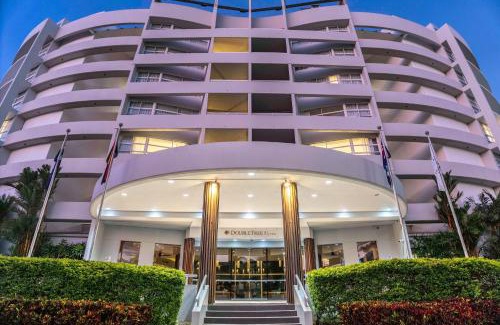 Cairns Central Business District Hotel | DoubleTree by Hilton Cairns