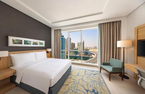 Dubai Marina Resort | DoubleTree by Hilton Dubai Jumeirah Beach