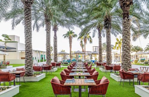 Dubai Marina Resort | DoubleTree by Hilton Dubai Jumeirah Beach