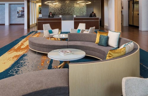 Mars Hotel | DoubleTree by Hilton Pittsburgh Cranberry