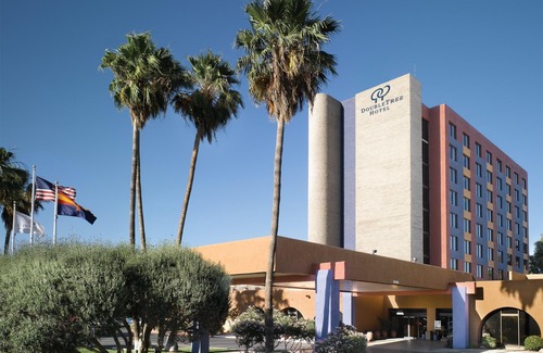 Tucson Hotel | DoubleTree by Hilton Tucson-Reid Park