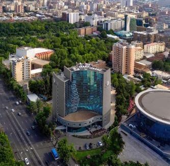 Kentron Hotel | DoubleTree by Hilton Yerevan City Centre