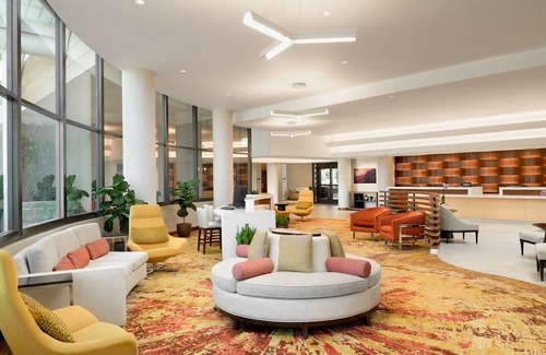 Phoenix Hotel | DoubleTree Suites by Hilton Phoenix