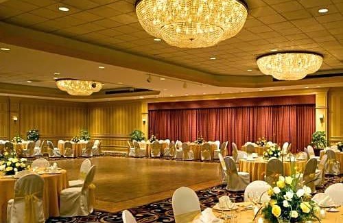 Burlington Hotel | DoubleTree by Hilton Hotel Burlington Vermont