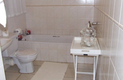 Kempton Park House | Dove's Nest Guest House