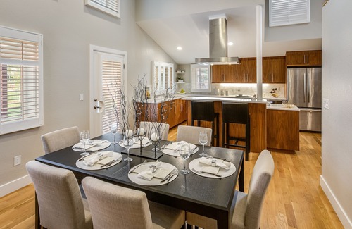 Newlands House | Downtown Boulder townhome with fabulous views