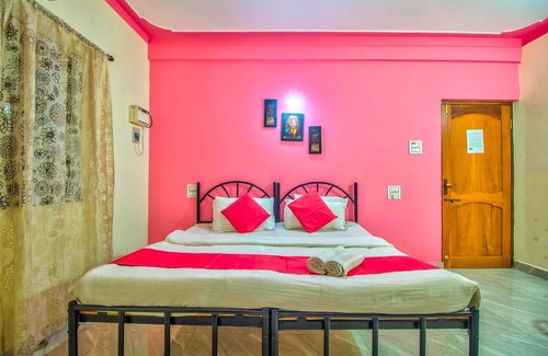 Calangute Hotel | Downtown calangute