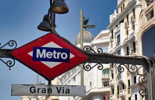 Centro Apartment | Downtown Comfortable Apartment Gran Vía | A019