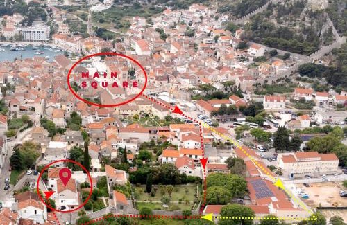 Hvar Old Town Apartment | Downtown Hideaway - ZF Hvar