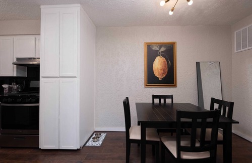 Amarillo Apartment | Dragon on Taylor St S
