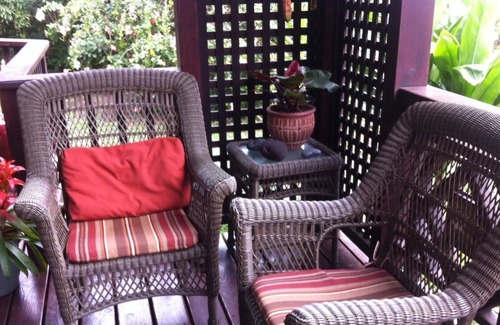 Waiohinu House | Dragonfly Lodge, a Tropical Retreat House