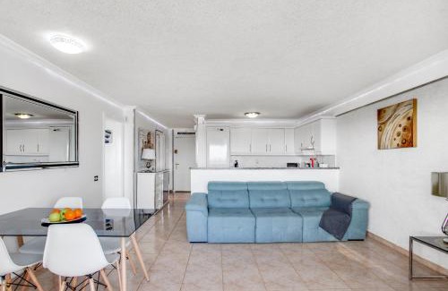 Palm-Mar Apartment | DREAM HOLIDAYS, Wonderful Ocean View, Fast Wi-Fi