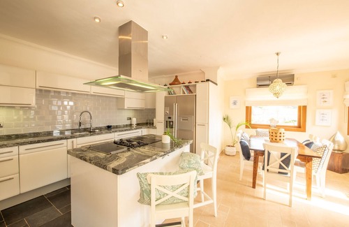 Almunecar Villa | Dream Stay! Heated Pool, 15 Guests, Near Beach