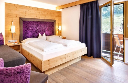 Auffach House | Dreibettzimmer, Dusche, WC - Hotel Platzl