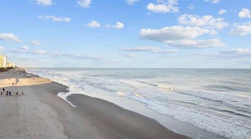 Myrtle Beach House | DriftMint- Ocean View- Dog friendly Garage