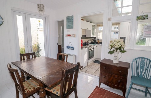 Polzeath House | DRIFTWOOD, pet friendly, country holiday cottage in Polzeath