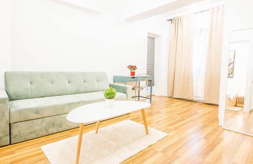 Sector 3 Apartment | Dristor Studios