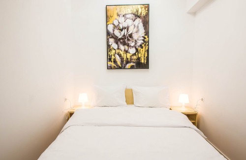 Sector 3 Apartment | Dristor Studios