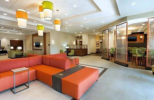 Mount Vernon Hotel | Drury Inn & Suites Mt. Vernon