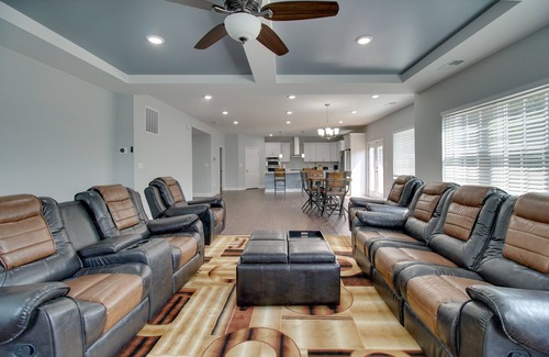 Dumfries House | Dumfries Vacation Rental ~ 32 Mi to Washington DC!