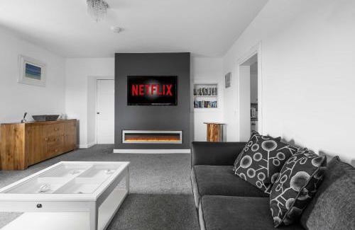 Rothesay House | Dunallan Farm Cottage