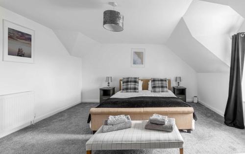 Rothesay House | Dunallan Farm Cottage