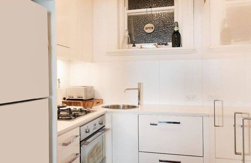 Manly Apartment | Dungawon - Beachfront