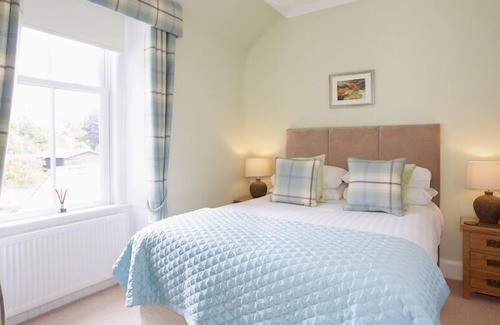 Pitlochry House | Dunmurray Lodge
