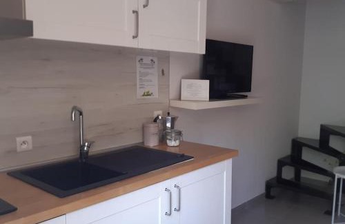 Aubenas Apartment | Duplex de 24m2 classé 2 étoiles à 2km d'Aubenas
