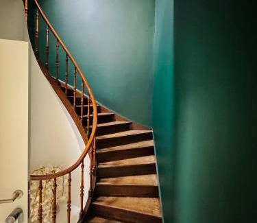 Saint-Laurent Apartment | Duplex hyper centre