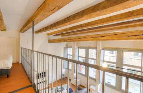 Old Lyon Apartment | Duplex lumineux et authentique, Vieux-Lyon