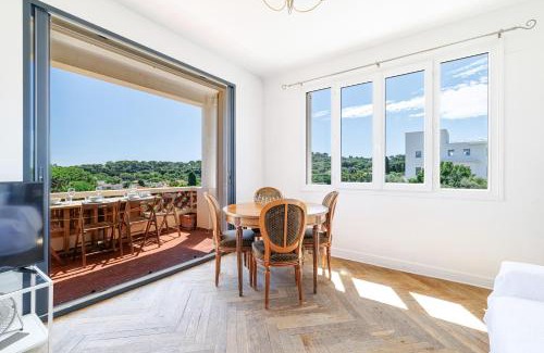Cap-d'Antibes Apartment | Duplex with View on the Cap d'Antibes