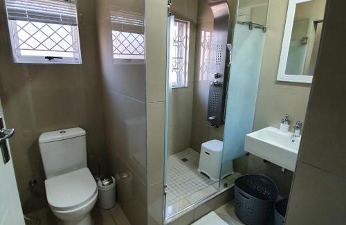 Berea Apartment | Durban Overport Halaal Accommodation 3V "No Alcohol, Strictly Halaal, No Parties, No Noise, Luxury Apartment, Self Catering "300m from Musjid Al Hilaal"