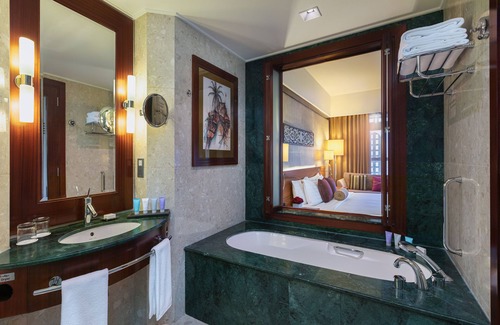 DIFC Hotel | Dusit Thani Dubai