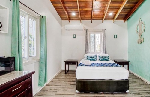 Caye Caulker Hotel | DV 3 at DV Cabanas Gold Standard Certified