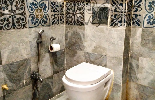 Varanasi Hotel | Dwivedi Hotels Sri Omkar Palace