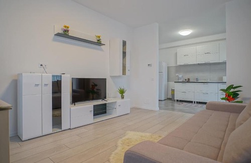 Tractorul Apartment | Dynamic Studio Coresi