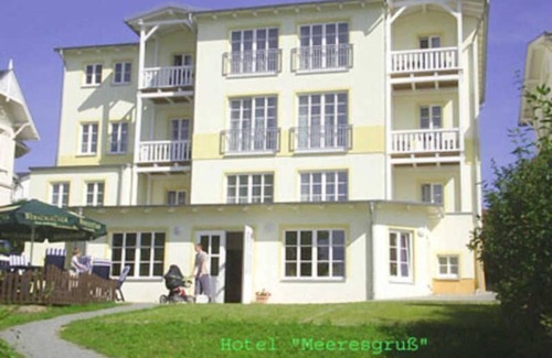 Sassnitz House | DZ 08. Standard mit Meerblick und Balkon - Hotel Garni Meeresgruß
