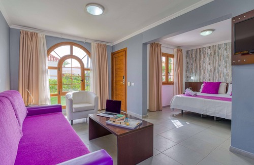 Campo Internacional Maspalomas Hotel | eó Suite Hotel Jardin Dorado