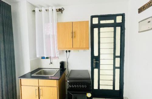 Riruta Apartment | E&C Racecourse Gardens, Studio Apartment with Pool