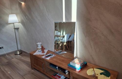 Cremona House | E R Suite