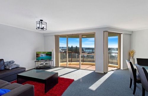 The Entrance Apartment | Eagle Wings 16