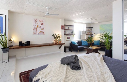 Fremantle Apartment | Eagles Nest - Amazing Ocean Views