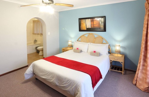 Sedgefield Resort | Eagles Nest Resort in the Garden Route has spectacular lake and mountain views