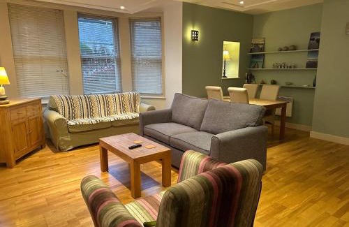 South Cliff Apartment | Easby Hall 24