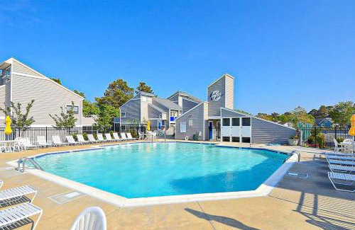 Fenwick Island Apartment | East of the Sun