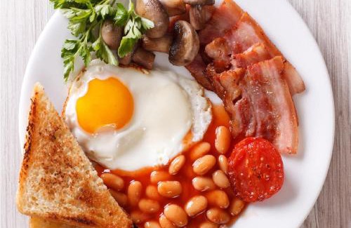 Chichester Bed & Breakfast | East Pallant Bed and Breakfast, Located in Large Georgian Townhouse in Central Chichester