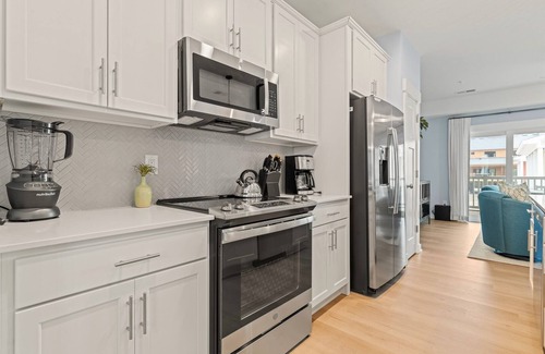 Bermuda Bay House | Ebb Tide 3 Bedroom at Cambridge Cove with Private Hot Tub!