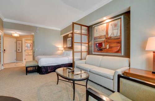 Las Vegas Apartment | Eclipse Studio at MGM Signature Tower 3 BALCONY STRIP VIEW F1 TRACK VIEW