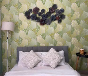 Highway Hills Apartment | Eco Friendly Studio Rooms Edsa Mandaluyong Shaw at F Residences under New Management